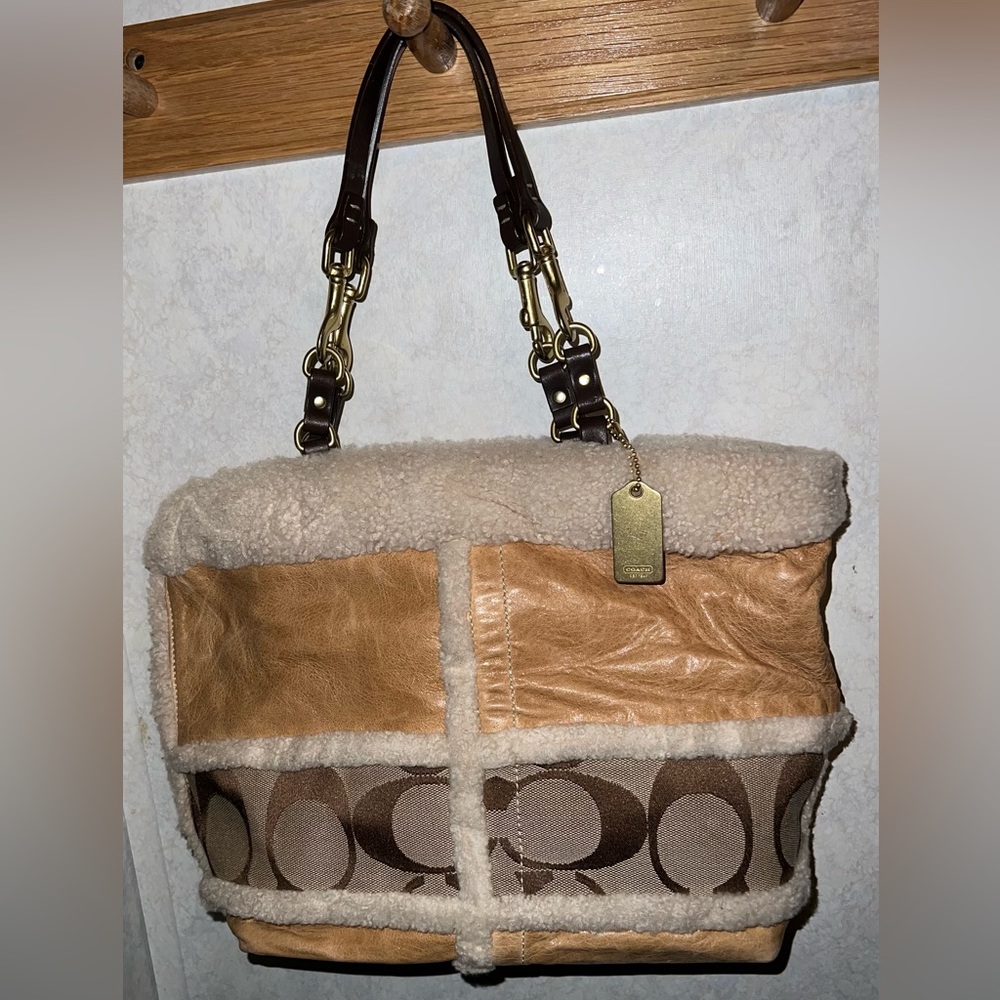 Rare Vintage Sherpa and leather COACH purse
